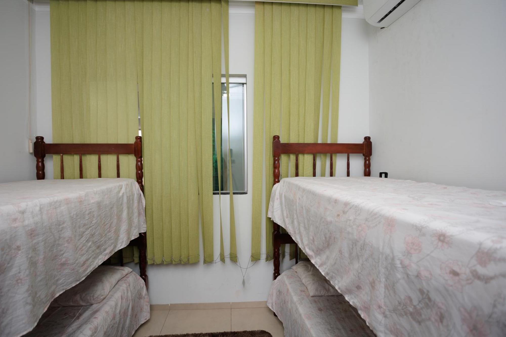 Holiday home Sobrado Luxo Com Hidromassagem, Terraco E Lareira